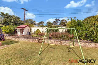 Childrens play area (2015-03-25)