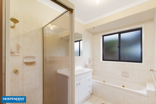 Bathroom (2014-02-12)