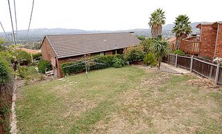 Rear yard (2006-03-23)