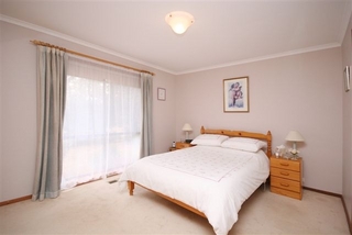 Bed 1 (2009-03-11)