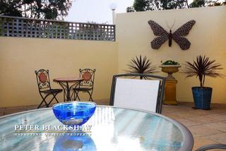 Courtyard (2012-06-14)