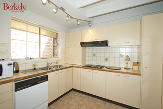 Kitchen (2007-03-01)