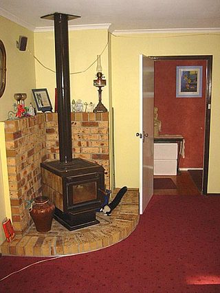 Living room (2006-03-23)