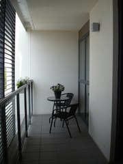 Front Balcony (2010-03-25)
