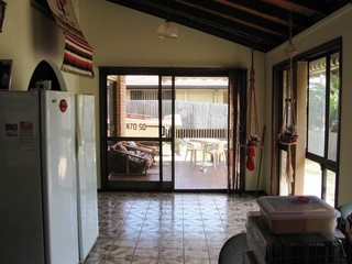 (2011-03-16)