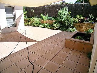 Courtyard (2006-03-04)