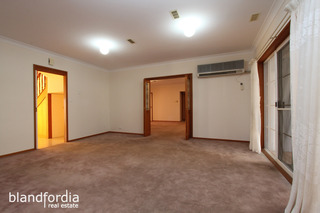 Family Room (2012-05-31)
