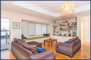 Family Room (2014-06-18)