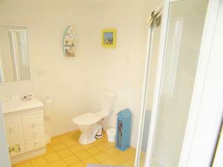 Bathroom (2005-10-25)