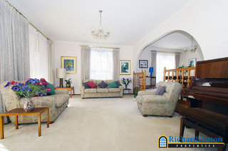 Lounge (2006-09-07)