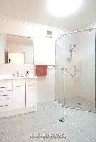 Ensuite (2006-06-01)