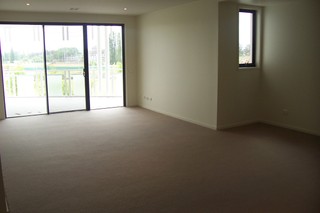 Lounge Room (2014-10-02)