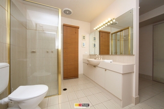 Ensuite (2010-09-22)