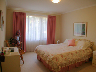 Master bedroom (2005-02-18)