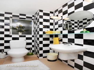 WC (2011-05-12)