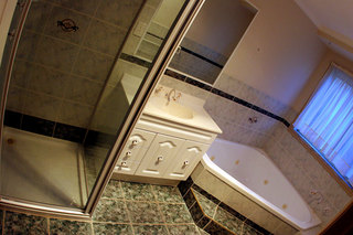 Bathroom (2007-08-25)