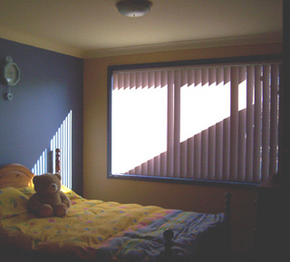 Bed 2 (2003-08-08)