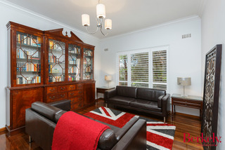 Lounge room (2015-02-18)