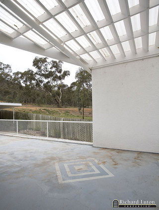 Verandah to Reserve (2007-10-31)