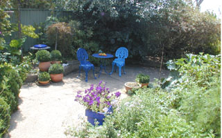 Garden (2003-01-30)