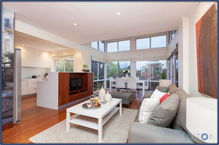 Family Room (2013-08-07)