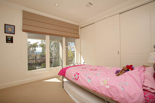 Bed 2 (2009-09-04)