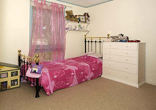 Bed 2 (2005-02-24)