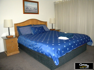 Bedroom 1 (2014-07-28)