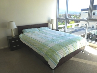 Bedroom (2015-11-03)