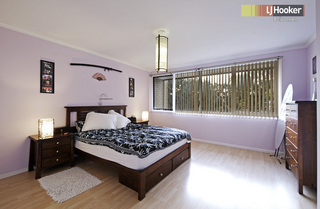 Main Bedroom (2011-05-19)
