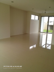 Living room (2013-03-15)
