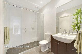 Bathroom (2015-03-02)