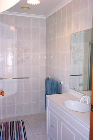 Ensuite (2002-10-01)