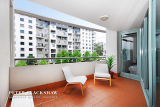 Balcony (2015-01-15)