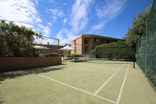 Tennis Court (2016-03-03)