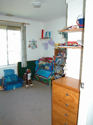Bed 3 (2003-04-15)