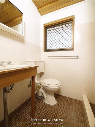 2nd Bathroom (2006-10-10)