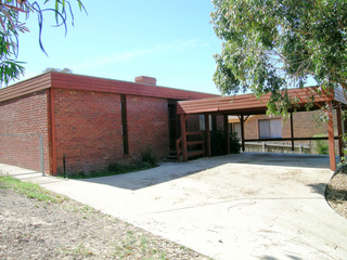 Front entrance (2004-12-22)