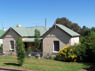 15 Rossi Street (2011-03-08)