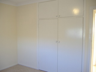 Built-in Robes (2012-06-24)