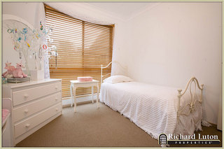 Bed 4 (2010-08-12)