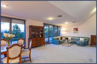 Formal dining to lounge (2014-03-06)
