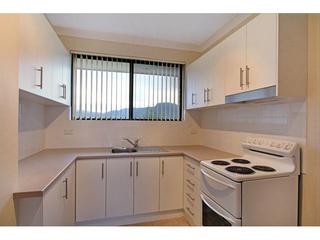 9/60 Campbell Street Wollongong - Kitchen (2017-01-04)