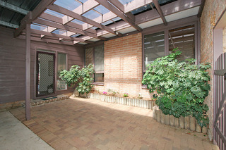 Entrance (2009-01-08)