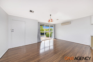 Living area (2015-03-25)