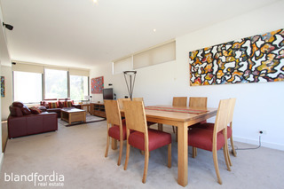 Dining Room (2013-01-15)