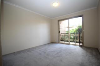 Bedroom (2015-02-26)