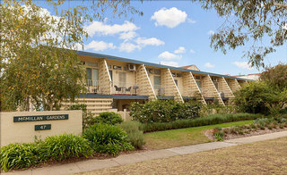 Unit 21 - Front View (2014-10-17)