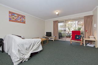Living Room (2015-10-08)