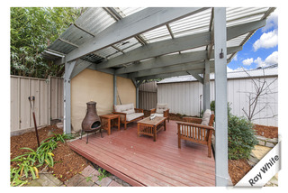 Entertaining Area (2013-08-07)